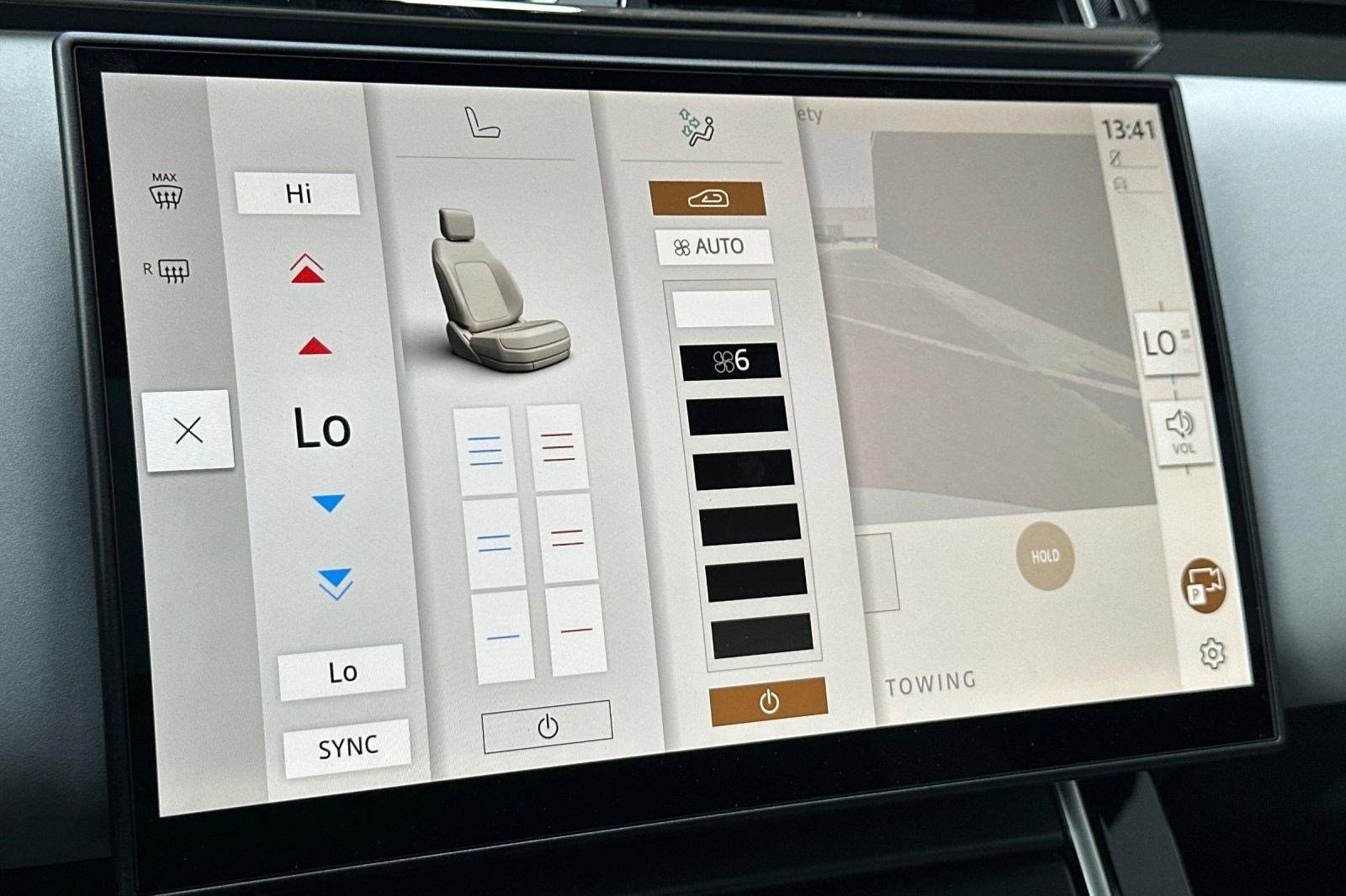 New 2026 Land Rover Range Rover Velar Dynamic SE AWD/4WD image 27