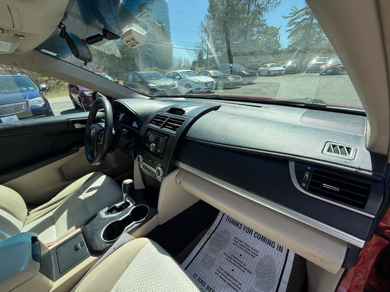 Used 2012 Toyota Camry LE image 21