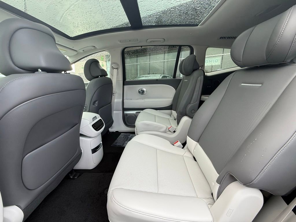 Certified 2026 Hyundai Ioniq 9 Limited image 16