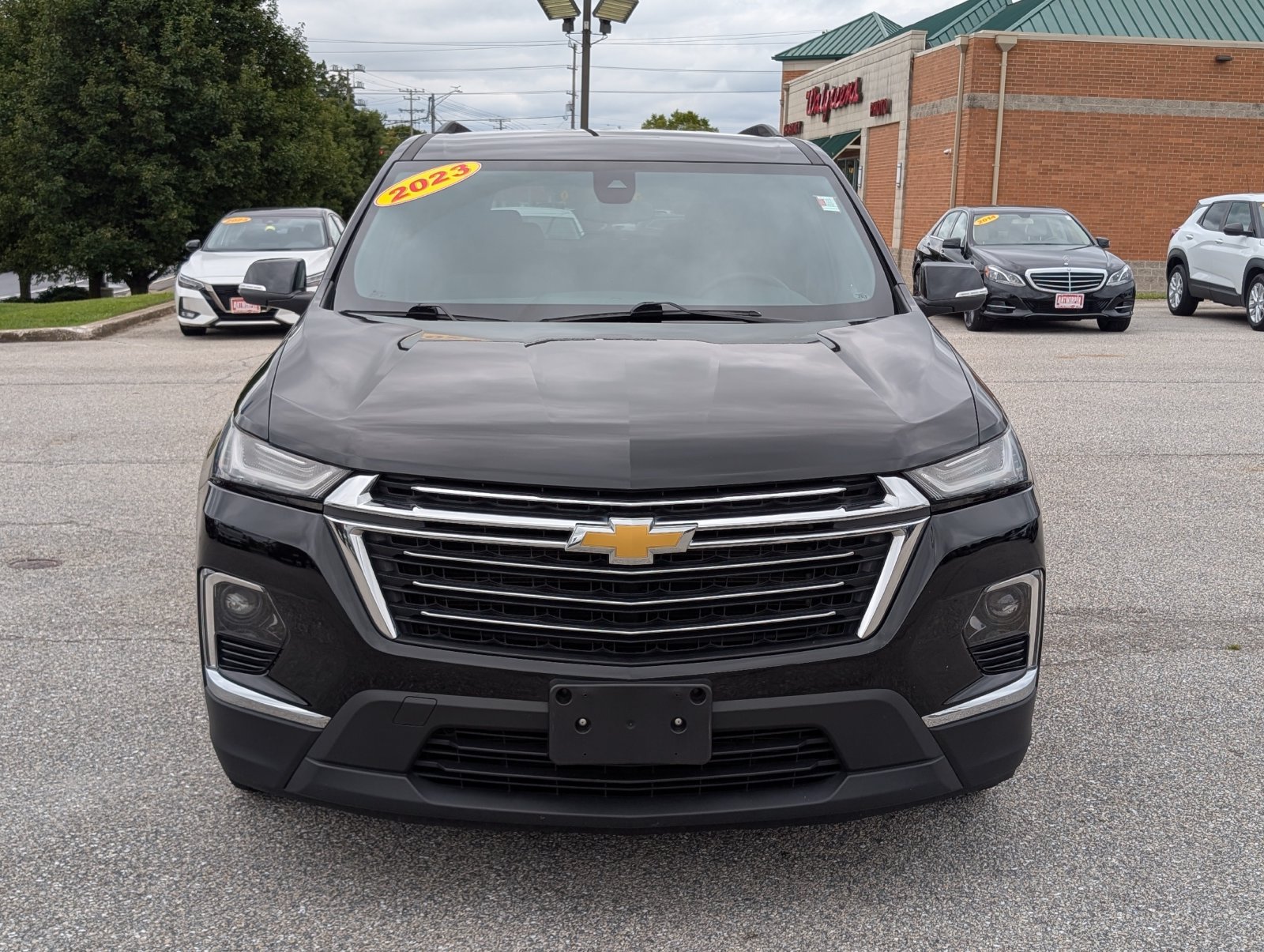 Used 2023 Chevrolet Traverse LT AWD/4WD image 8