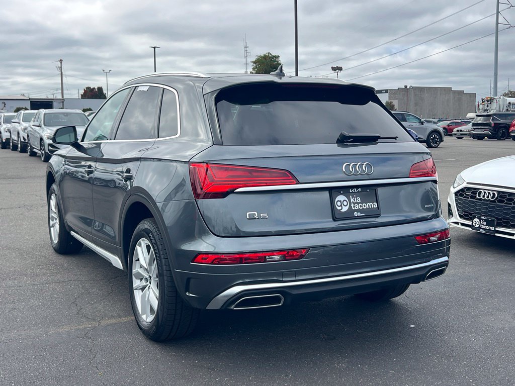 Used 2023 Audi Q5 2.0T Premium w/ Convenience Package AWD/4WD image 9