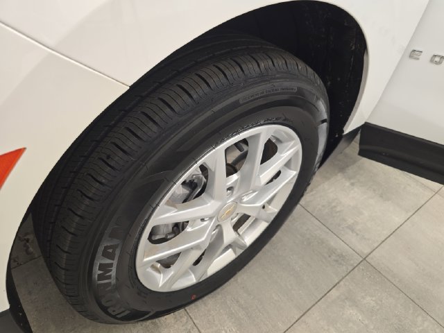 Used 2024 Chevrolet Equinox LT AWD/4WD image 38