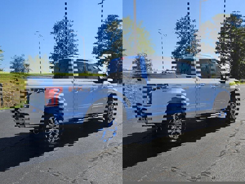 Used 2017 Ford F150 XLT w/ Equipment Group 302A Luxury image 12