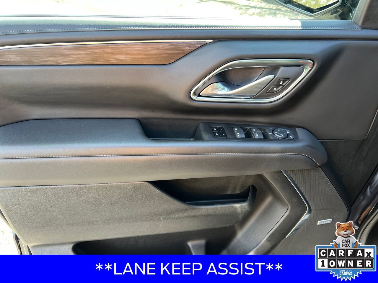 Used 2024 Chevrolet Suburban LT image 11