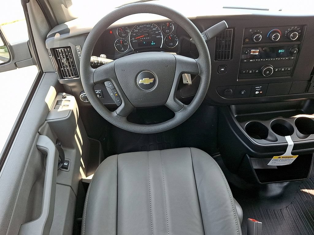 New 2026 Chevrolet Express 2500 Extended w/ Driver Convenience Package RWD image 7