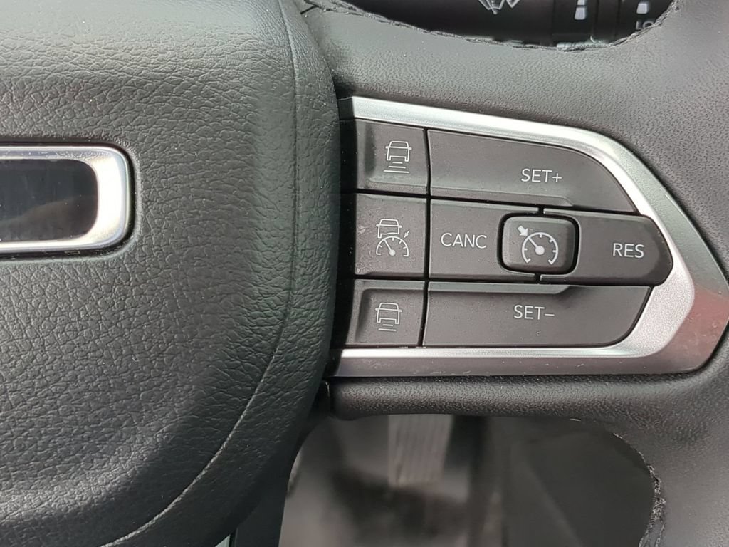 Used 2023 Jeep Compass Limited AWD/4WD image 29