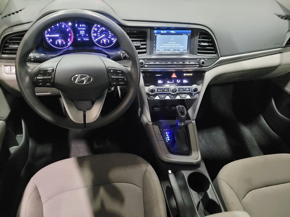 Used 2020 Hyundai Elantra SEL image 22