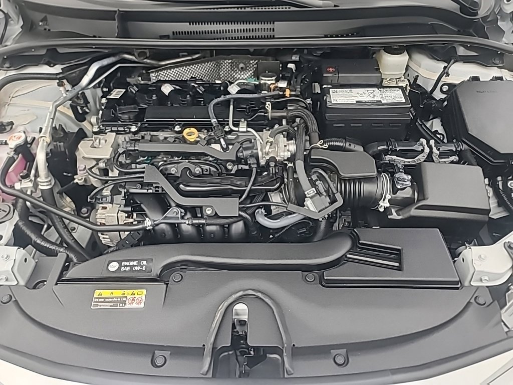 Used 2025 Toyota Corolla LE FWD image 38