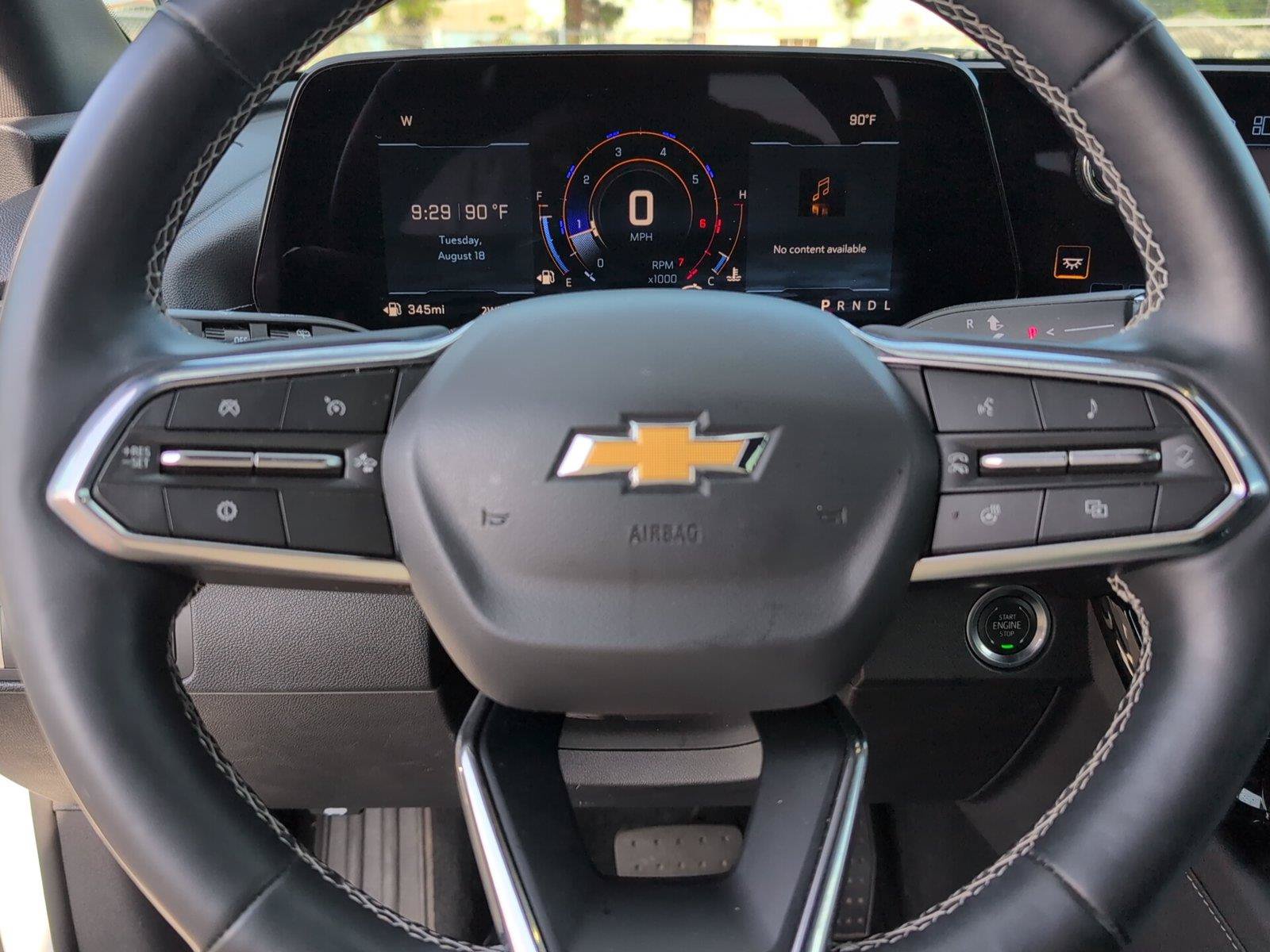 Certified 2025 Chevrolet Traverse LT AWD/4WD image 24