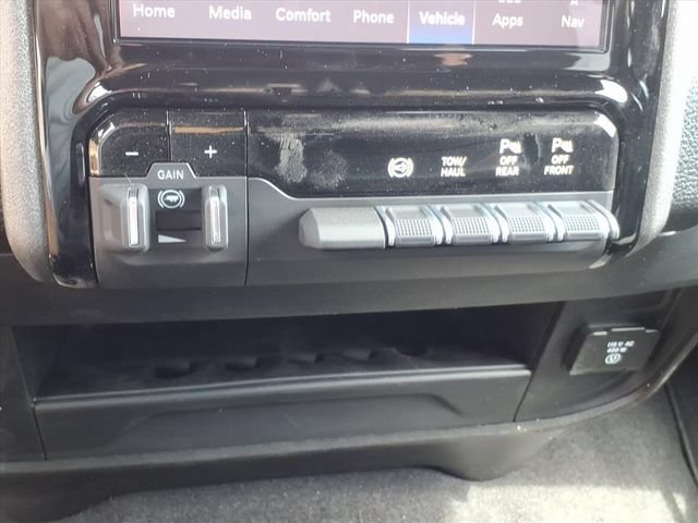 New 2026 RAM 3500 Tradesman AWD/4WD image 7