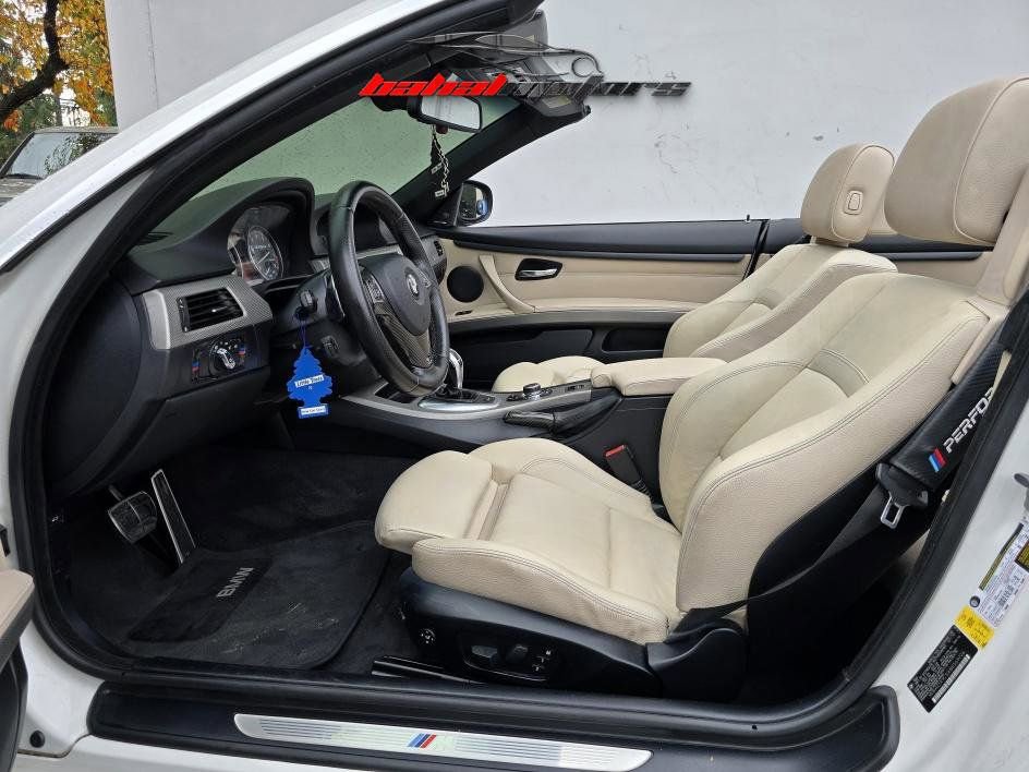 Used 2011 BMW 335is Convertible image 11