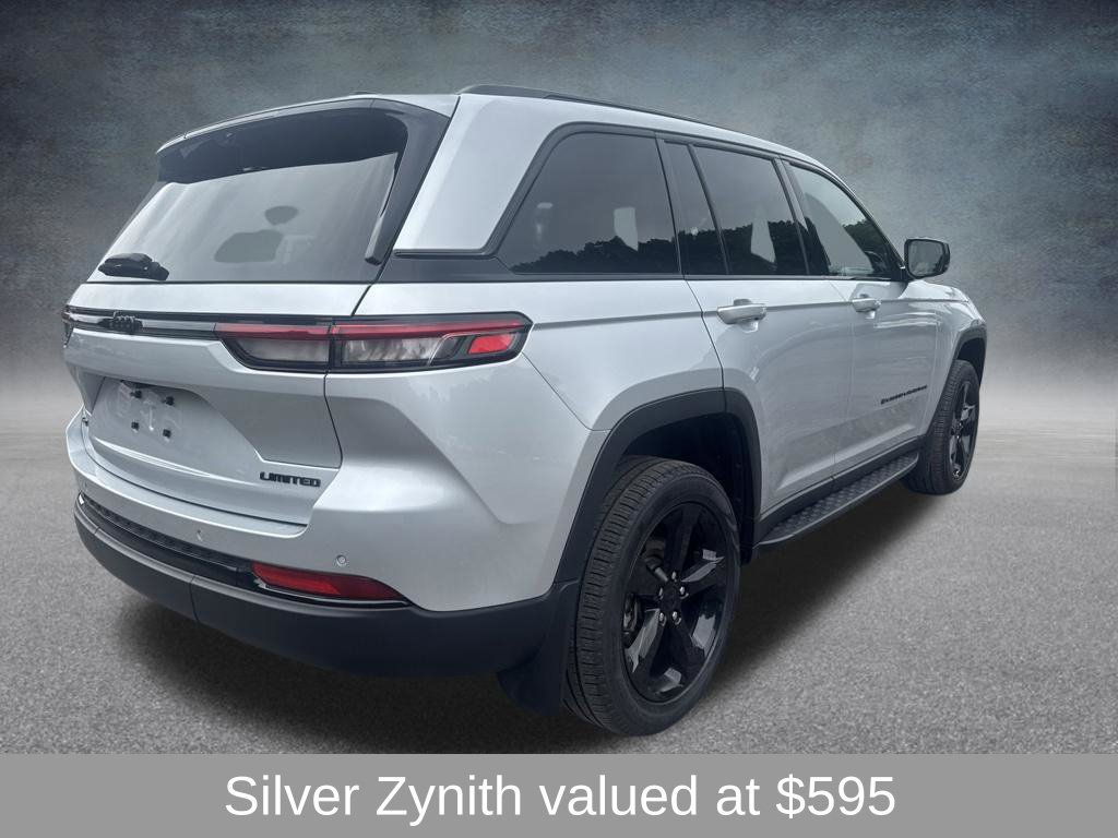 Used 2025 Jeep Grand Cherokee Limited w/ Luxury Tech Group II AWD/4WD image 8