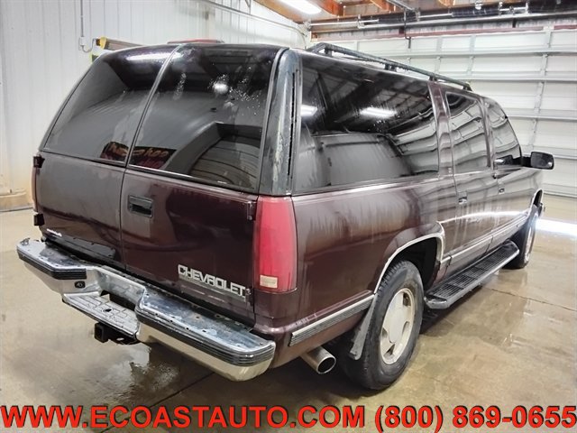 Used 1997 Chevrolet Suburban 4WD w/ Preferred Equipment Group 3 image 3