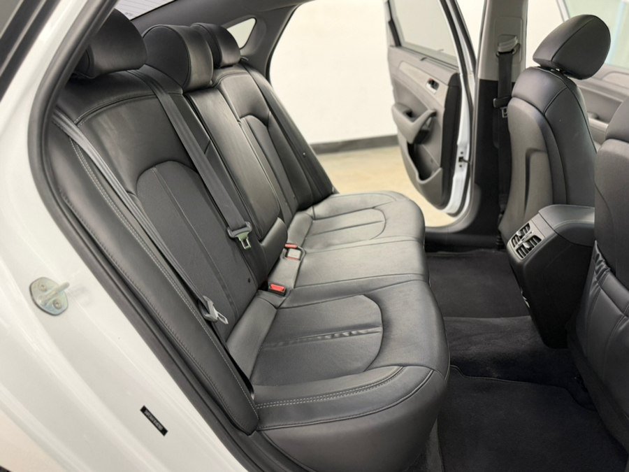 Used 2019 Hyundai Sonata Limited w/ Ultimate Package 04 FWD image 44