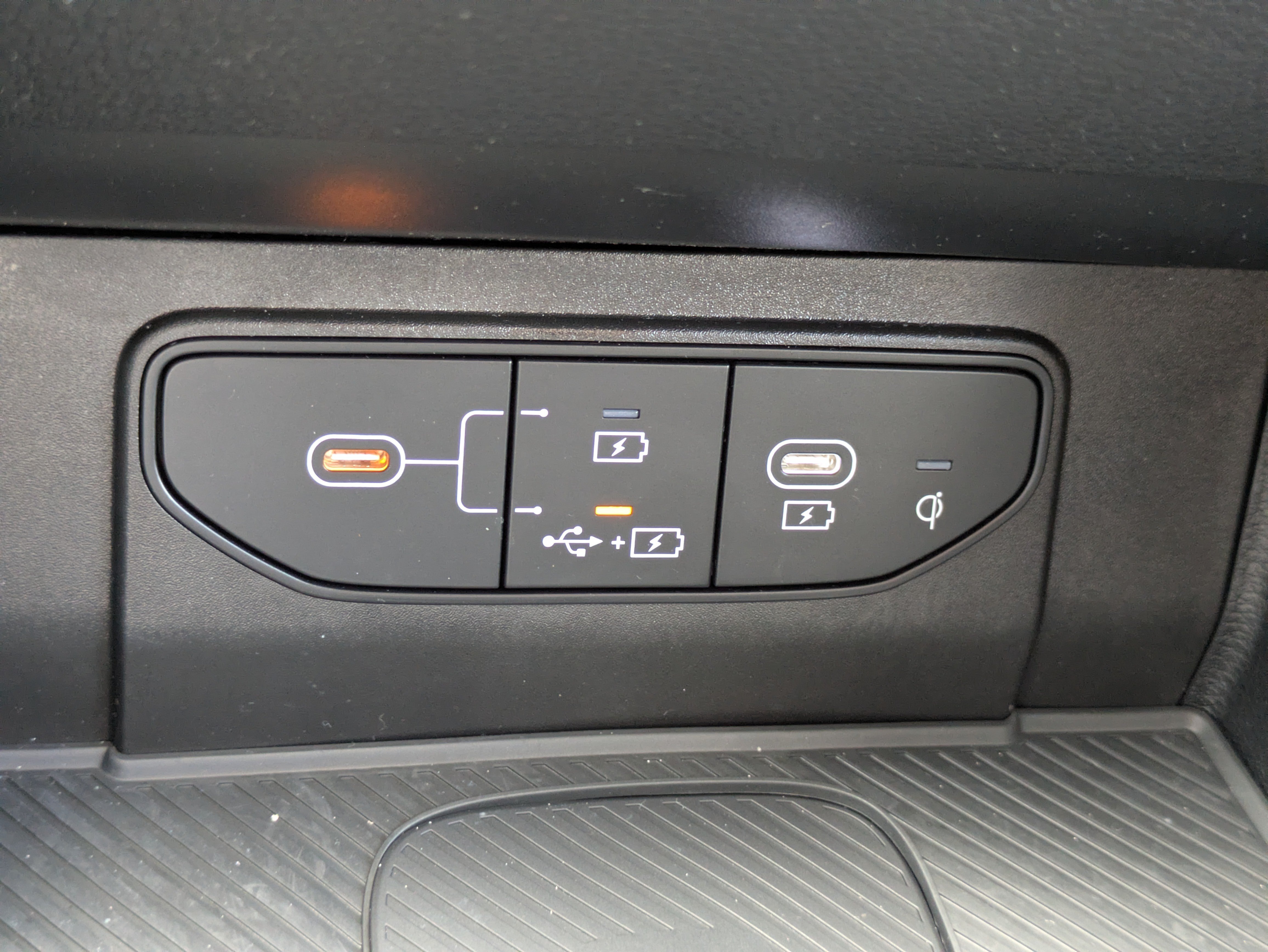 Certified 2026 Kia Sportage SX FWD image 27