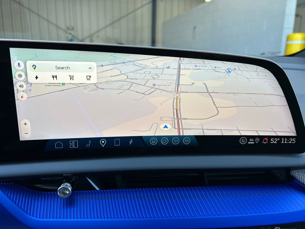 New 2026 Cadillac Optiq Sport 2 image 22