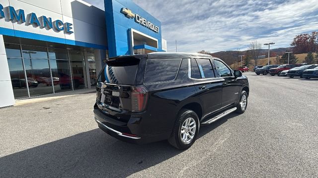 Used 2025 Chevrolet Tahoe LT image 3
