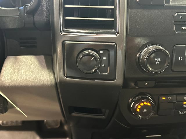 Used 2017 Ford F150 XLT AWD/4WD image 24