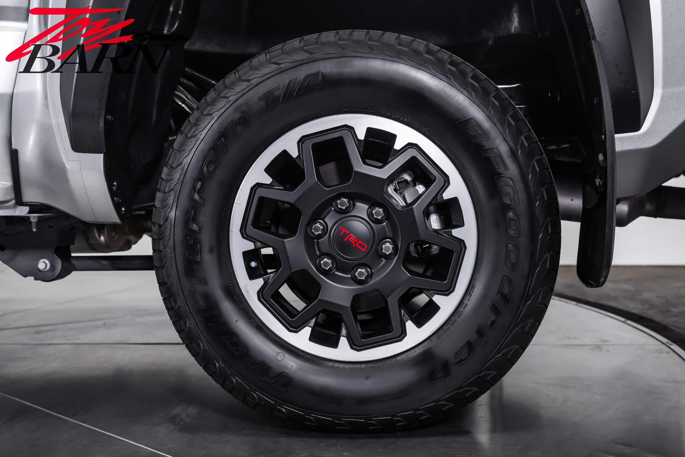 Used 2025 Toyota Tacoma TRD Off-Road AWD/4WD image 17