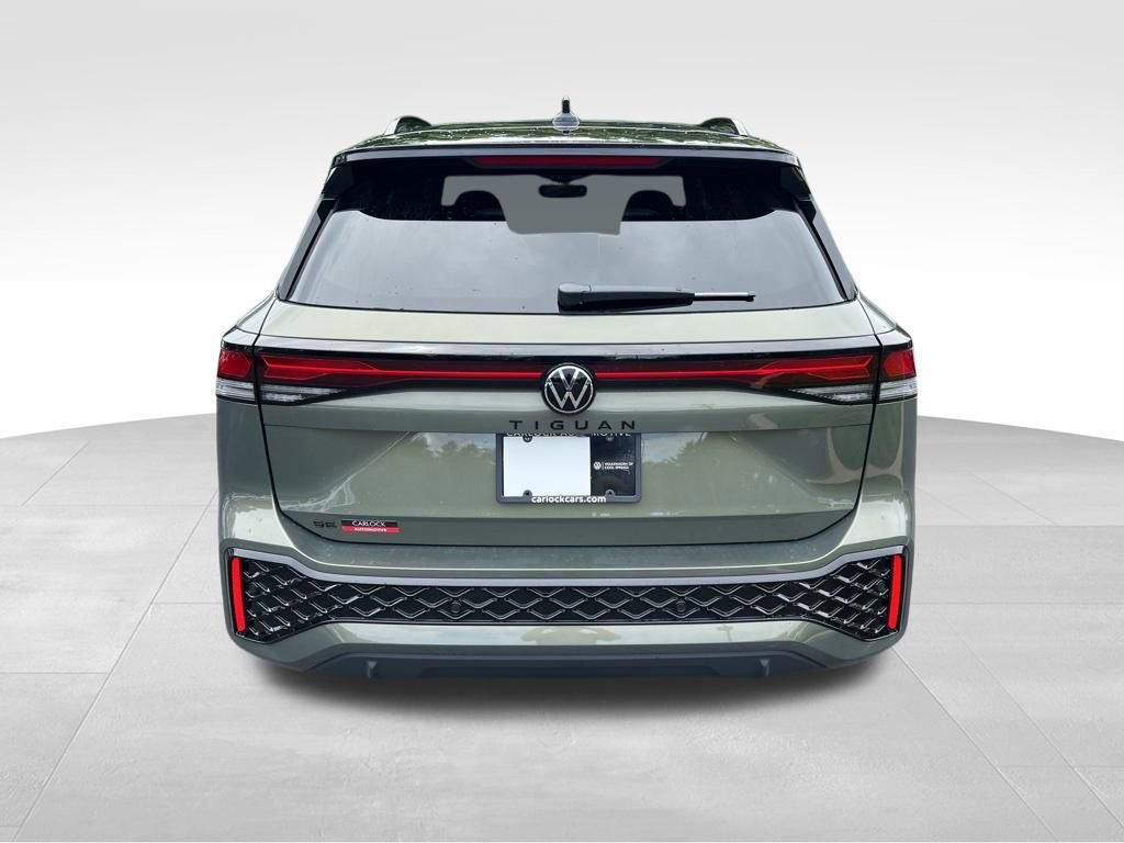 New 2026 Volkswagen Tiguan SE R-Line FWD image 6