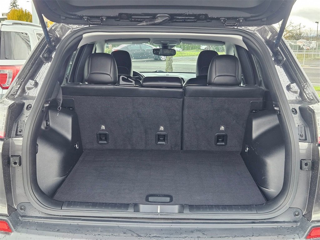 Certified 2021 Jeep Cherokee Latitude Lux w/ Trailer Tow Group image 31