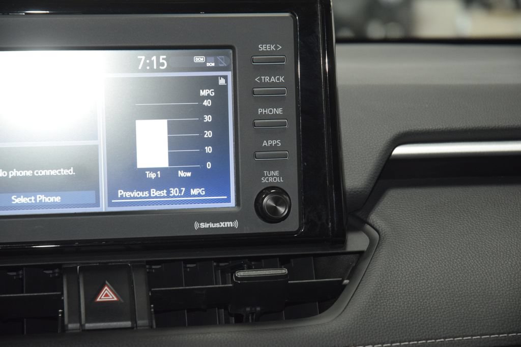 Used 2022 Toyota RAV4 XLE FWD image 30