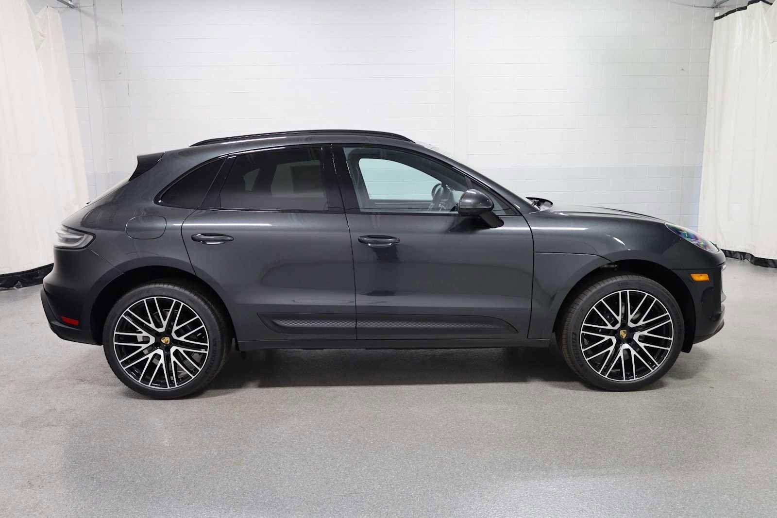 New 2026 Porsche Macan image 10