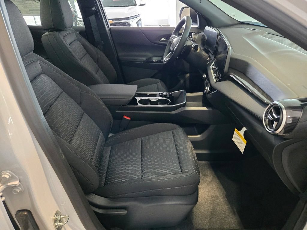 New 2026 Chevrolet Equinox LT FWD image 6