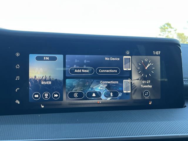 Certified 2025 Nissan Murano SV image 4