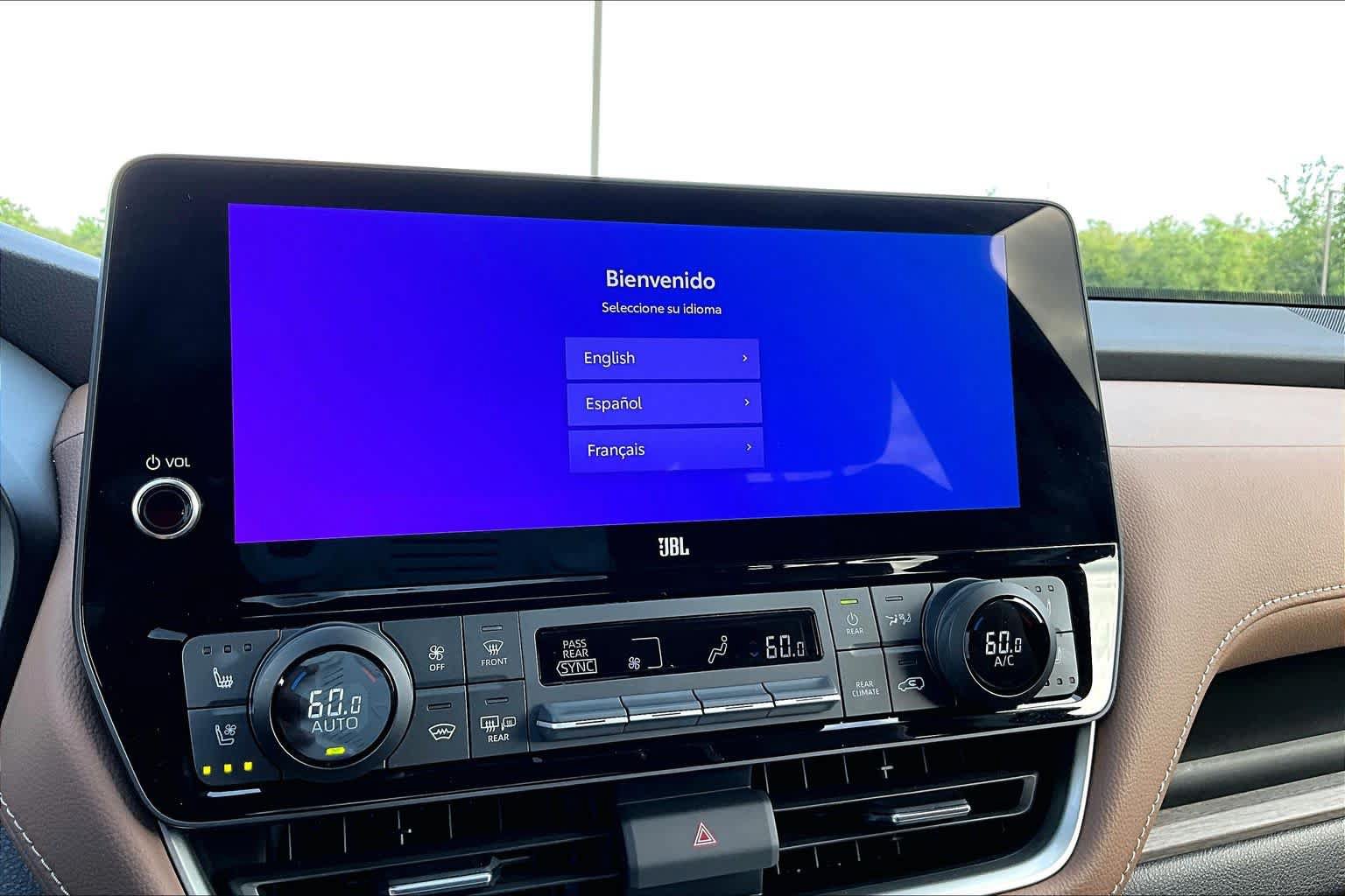 Used 2025 Toyota Grand Highlander AWD image 34
