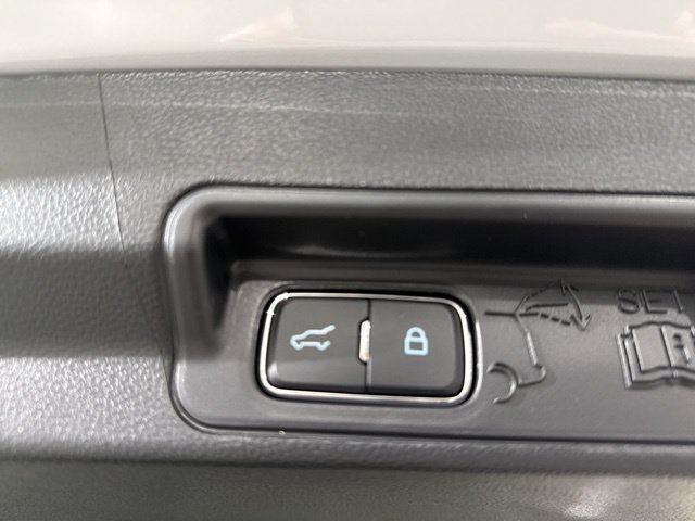 Used 2026 Ford Explorer Active w/ Active Comfort Package AWD/4WD image 12