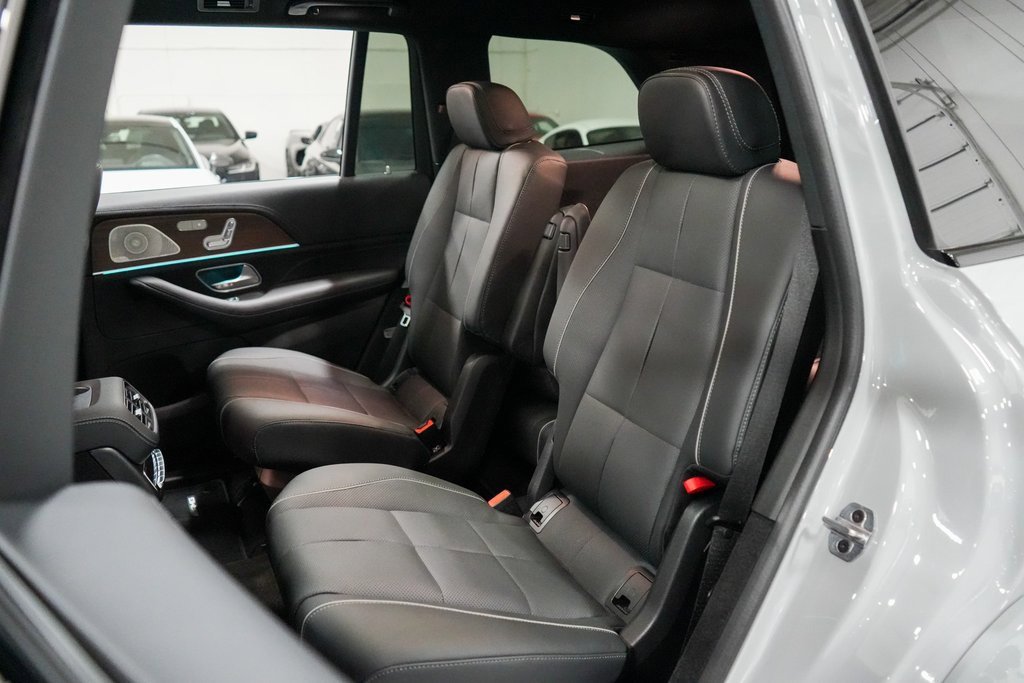Used 2024 Mercedes-Benz GLS 580 4MATIC image 18