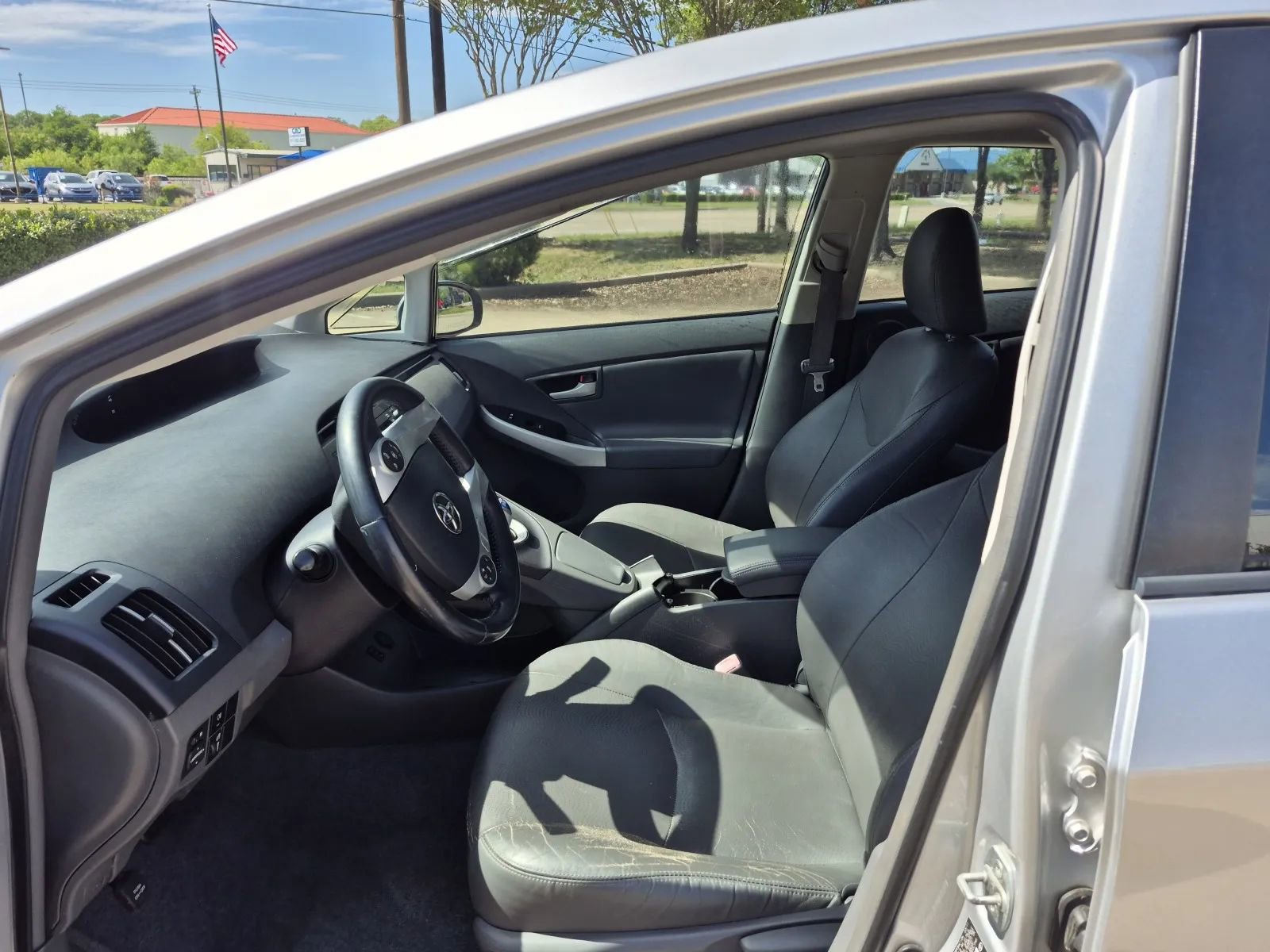 Used 2011 Toyota Prius Four FWD image 12