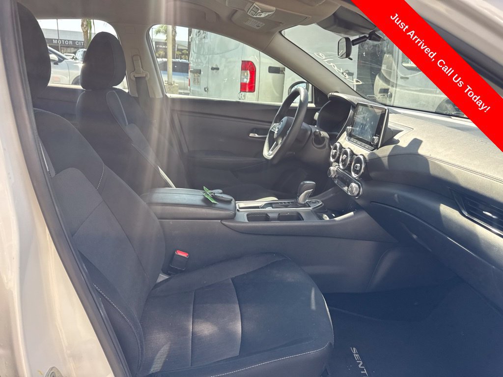 Used 2024 Nissan Sentra SV FWD image 8