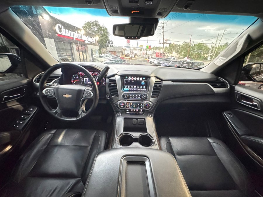 Used 2019 Chevrolet Suburban LT AWD/4WD image 46