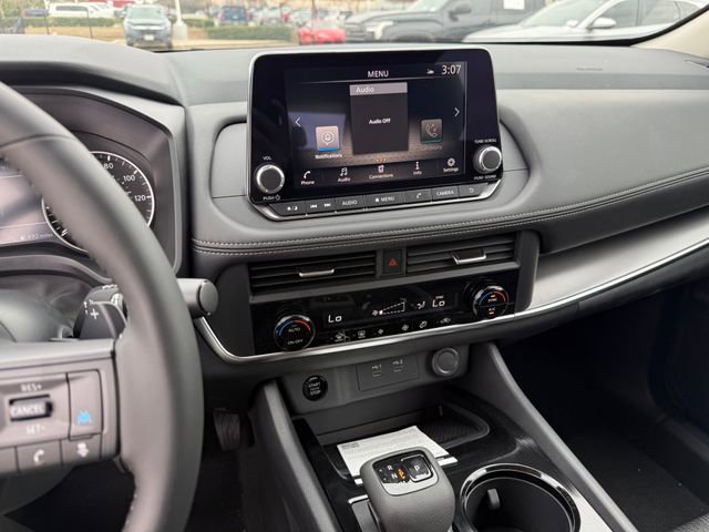 Used 2026 Nissan Rogue SV image 17