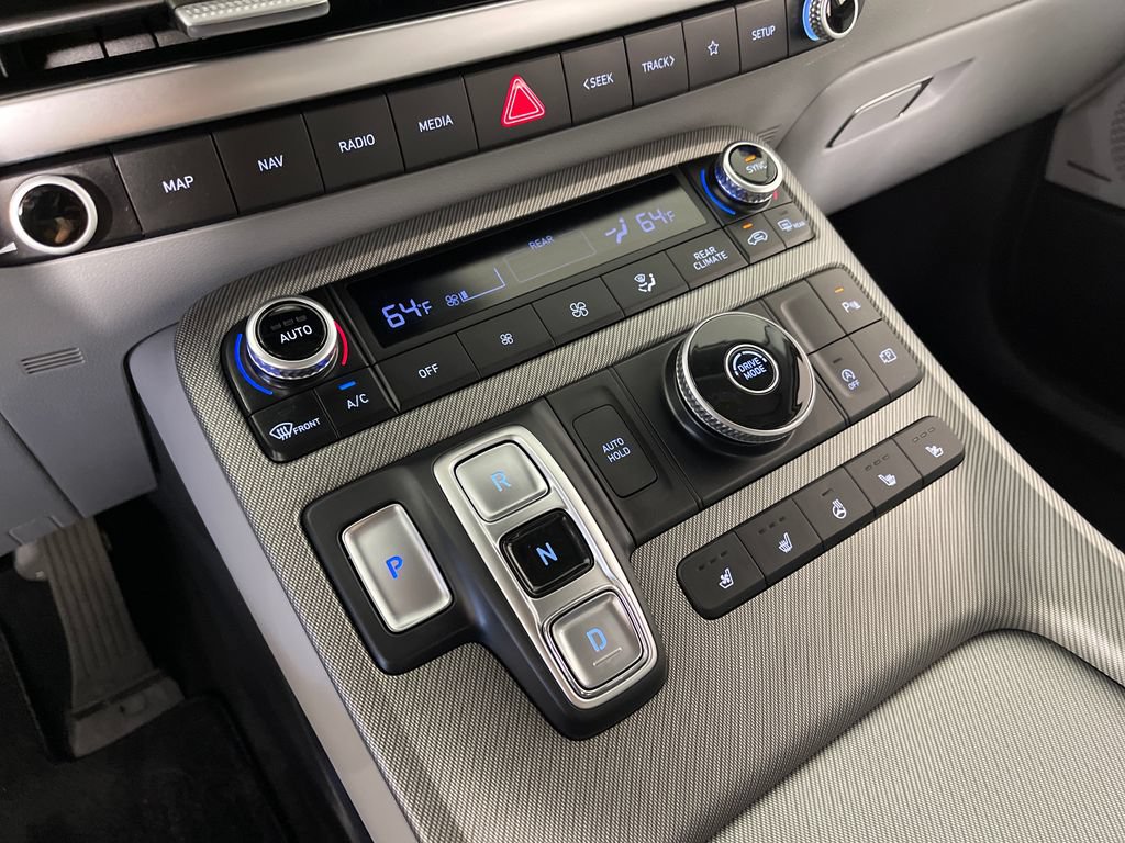 Certified 2024 Hyundai Palisade SEL w/ Premium Package FWD image 24