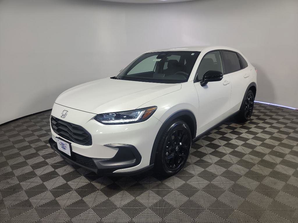 Certified 2025 Honda HR-V Sport image 12