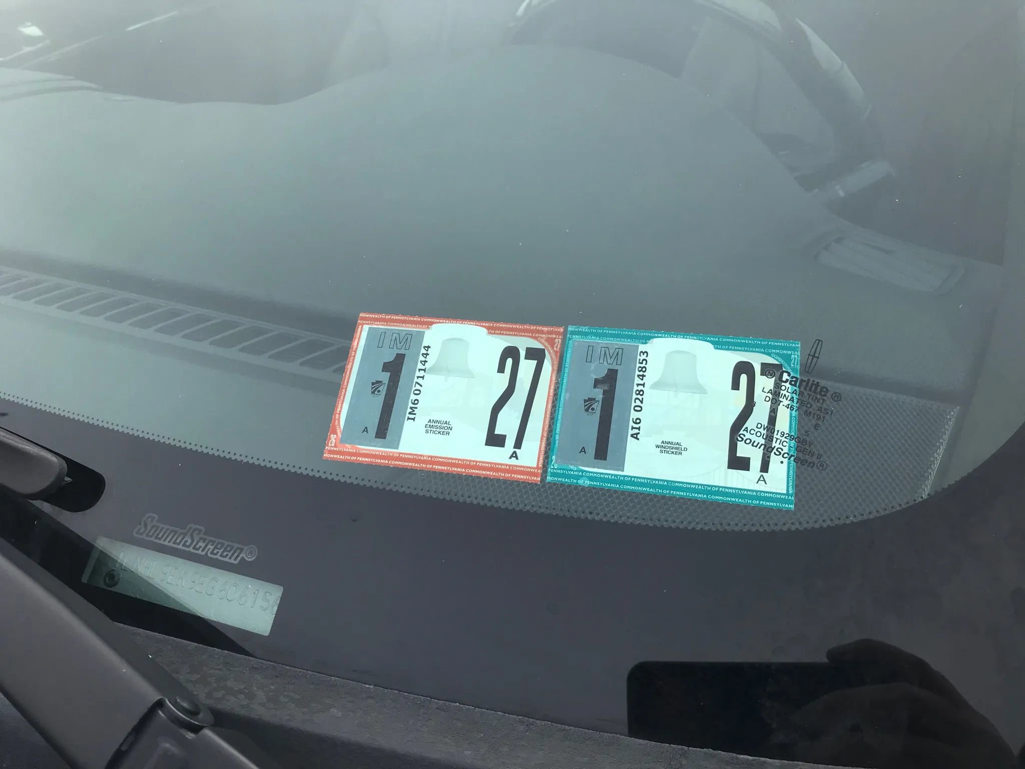 Used 2014 Lincoln MKS Sedan 4D w/ Equipment Group 101A image 45