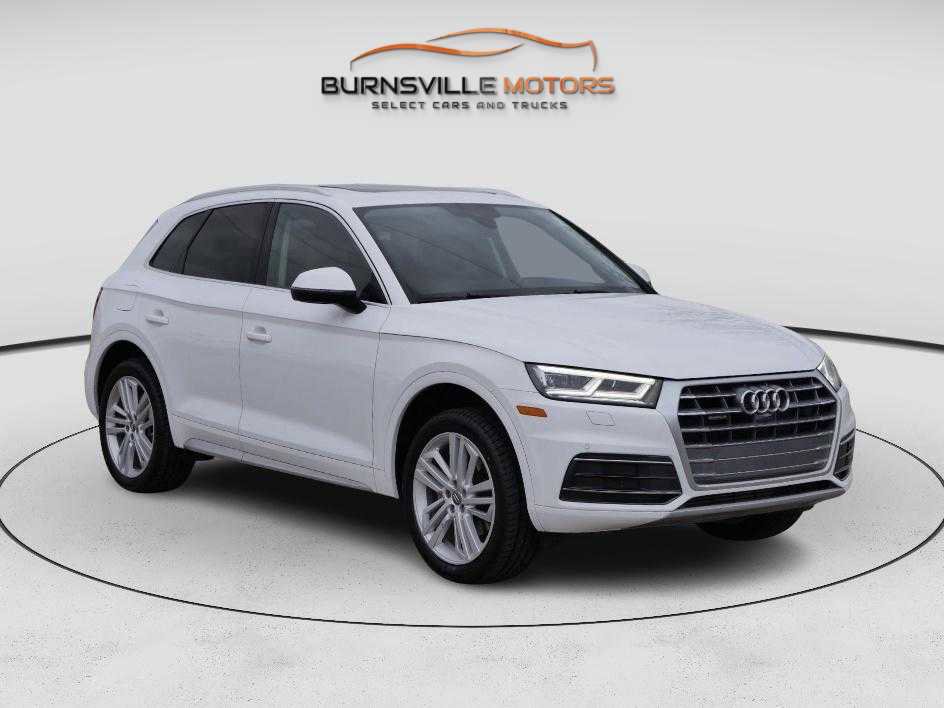 Used 2018 Audi Q5 Prestige w/ Prestige Package image 1