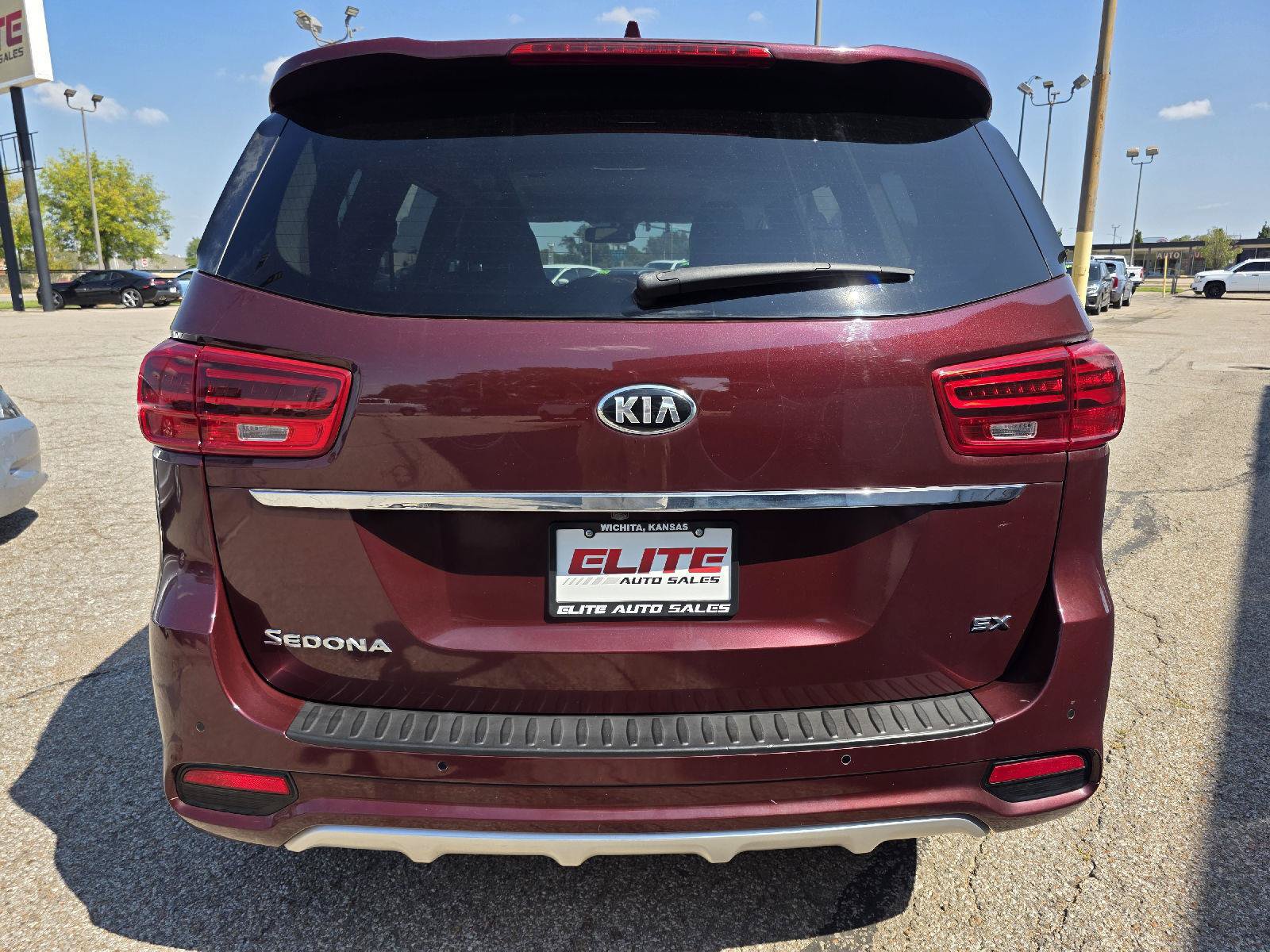 Used 2019 Kia Sedona SX FWD image 6