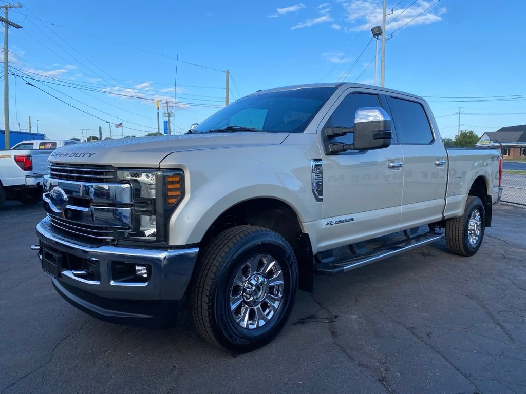Used 2017 Ford F250 Lariat w/ Lariat Ultimate Package AWD/4WD image 7