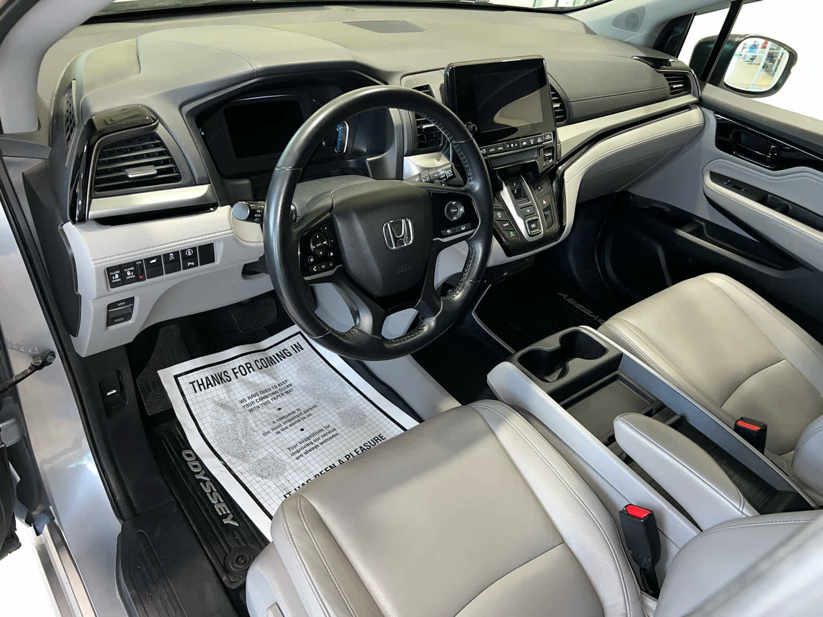Used 2022 Honda Odyssey Touring image 11