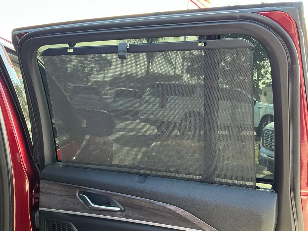 Used 2023 Jeep Grand Cherokee 4WD 4xe w/ Luxury Tech Group II image 18