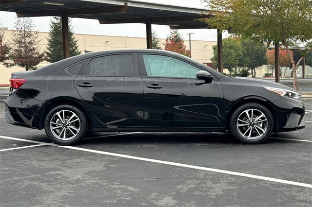 Certified 2023 Kia Forte LXS w/ LXS Technology Package image 3