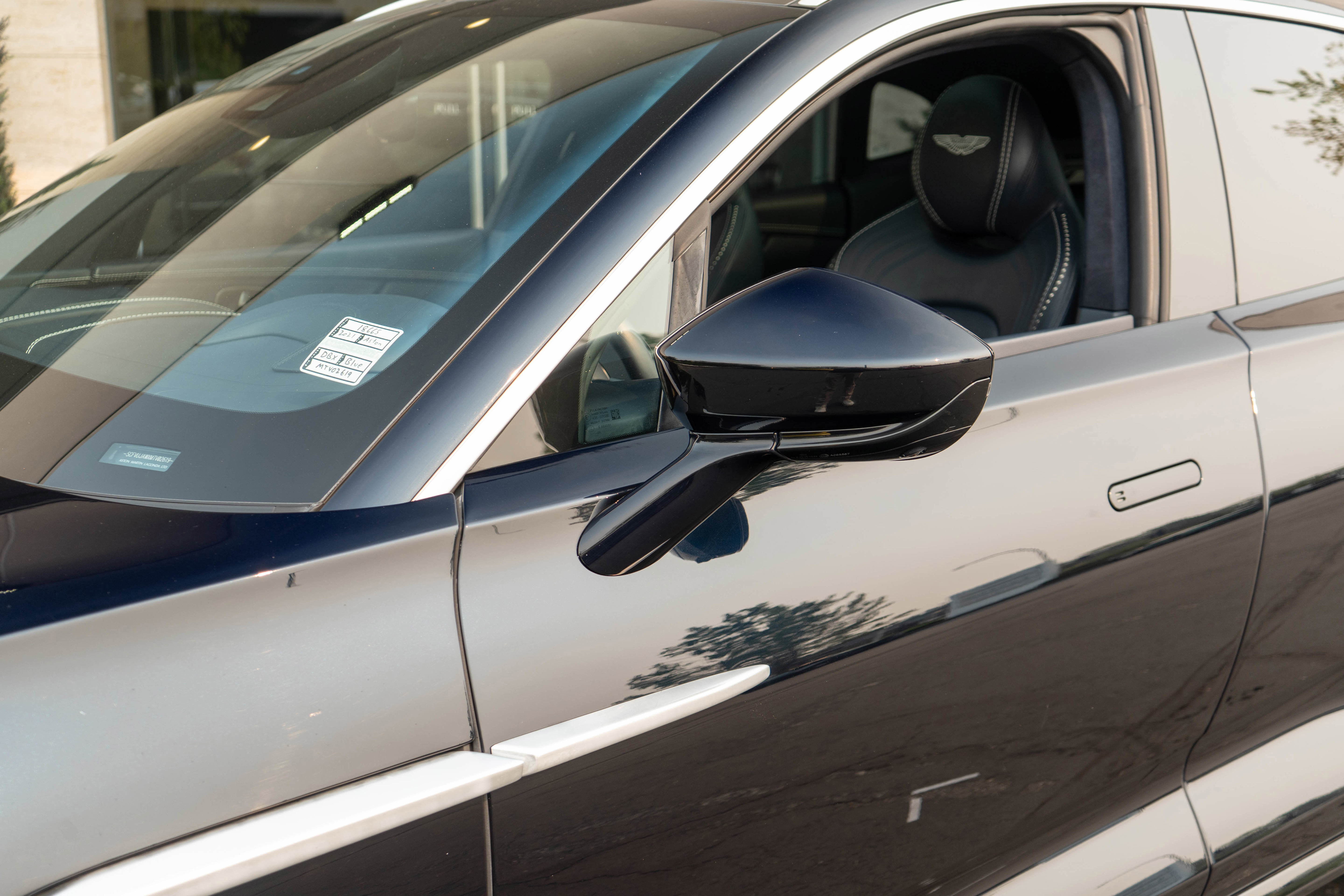 Used 2021 Aston Martin DBX image 46