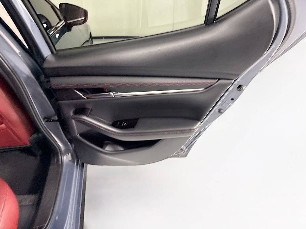 Used 2023 MAZDA MAZDA3 s FWD image 27