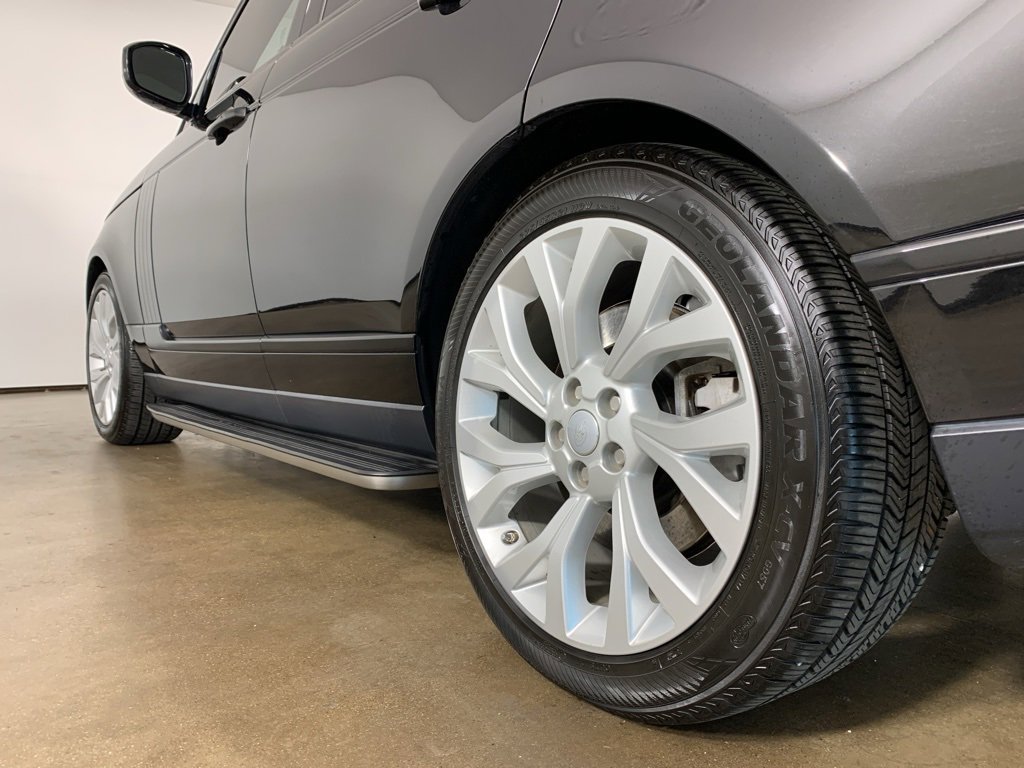 Used 2019 Land Rover Range Rover Supercharged image 37