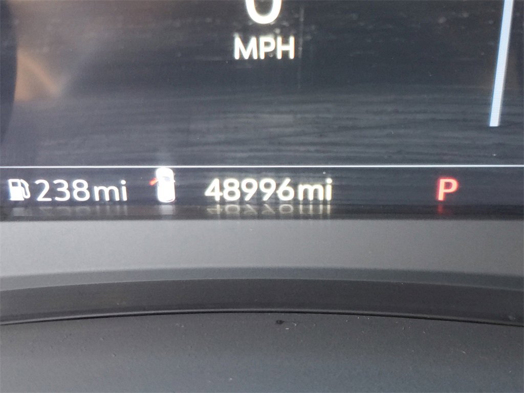 Used 2023 Cadillac XT4 Premium Luxury w/ Technology Package image 23