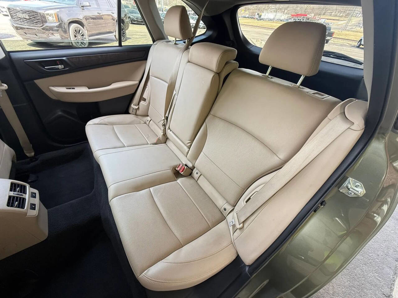 Used 2017 Subaru Outback 2.5i Limited image 13